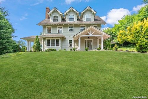 9 The Intervale, Roslyn, NY, 11576-1913 | Card Image
