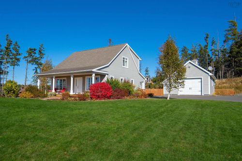 893 Highway 2, Parrsboro, NS, B0M1S0 | Card Image