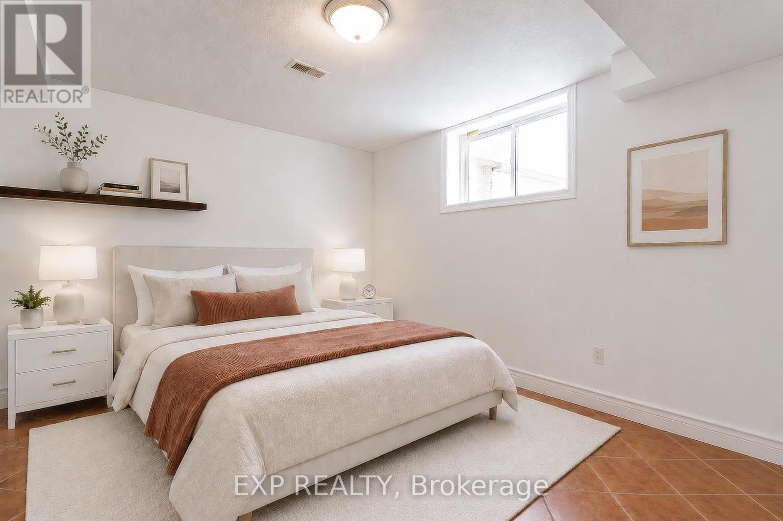 Residential Lease in Tay (Victoria Harbour) 3