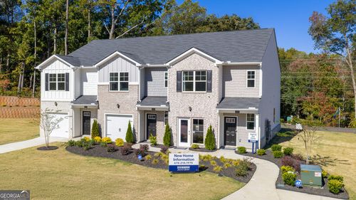 2260 Moss Hill Rd, Stone Mountain, GA, 30088-3488 | Card Image
