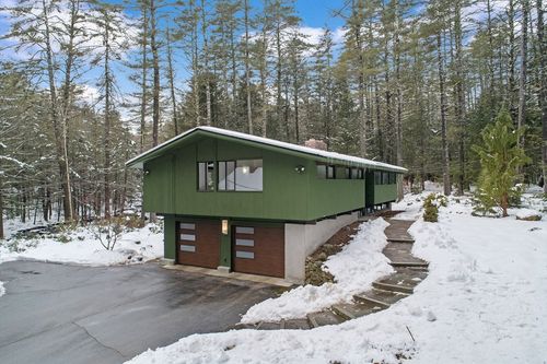 544 Forest Rd, Wilton, NH, 03086-5138 | Card Image