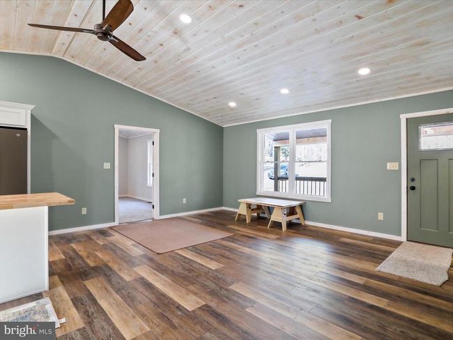598 Honey Locust Ln, House other with 3 bedrooms, 2 bathrooms and null parking in GREAT CACAPON WV | Image 13