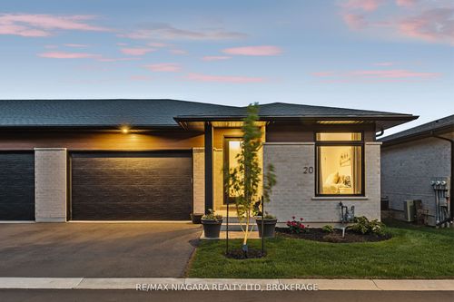 20-300 Richmond St, Thorold, ON, L2V0L6 | Card Image