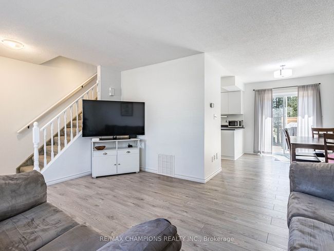22 Farrell Lane, House attached with 3 bedrooms, 2 bathrooms and 2 parking in Arthur ON | Image 10
