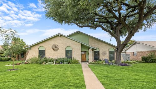 1913 J J Pearce Dr, Richardson, TX, 75081-5445 | Card Image