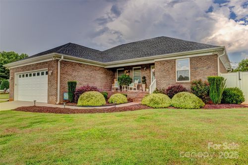 2486 Ridge Run Ln, Vale, NC, 28168-9601 | Card Image