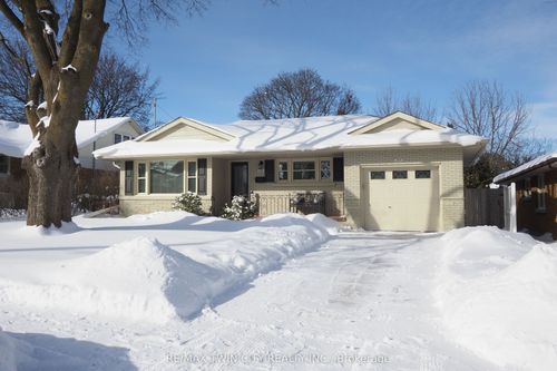 204 Rodney Street, Waterloo, ON, N2J1G5 | Card Image