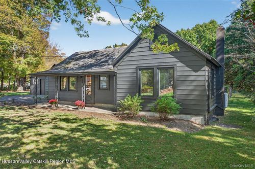 718 Springtown Rd, Tillson, NY, 12486-1600 | Card Image