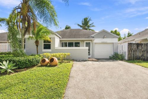 10340 Sw 208th Ln, Cutler Bay, FL, 33189-3615 | Card Image