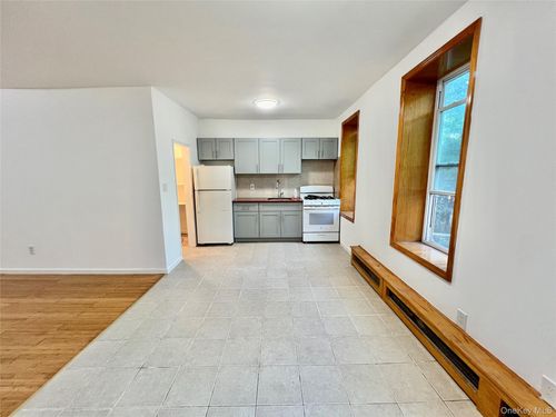 10615 Guy R Brewer Blvd, Jamaica, NY, 11433-2118 | Card Image