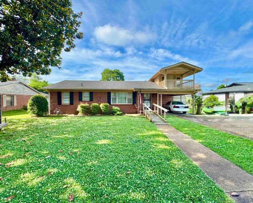 1424 E 2nd St, Tuscumbia, AL, 35674-1624 | Card Image