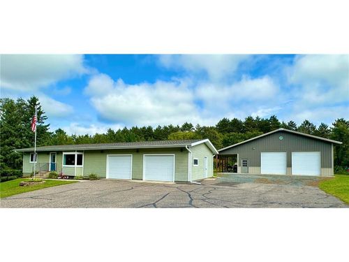 2087 118th St, New Richmond, WI, 54017-6028 | Card Image