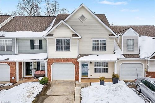 866 Creek Crossing Trl, Whitsett, NC, 27377-9252 | Card Image