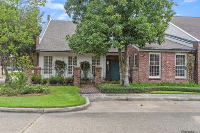 6 Rue Toulouse, House other with 3 bedrooms, 3 bathrooms and null parking in Baton Rouge LA | Image 2