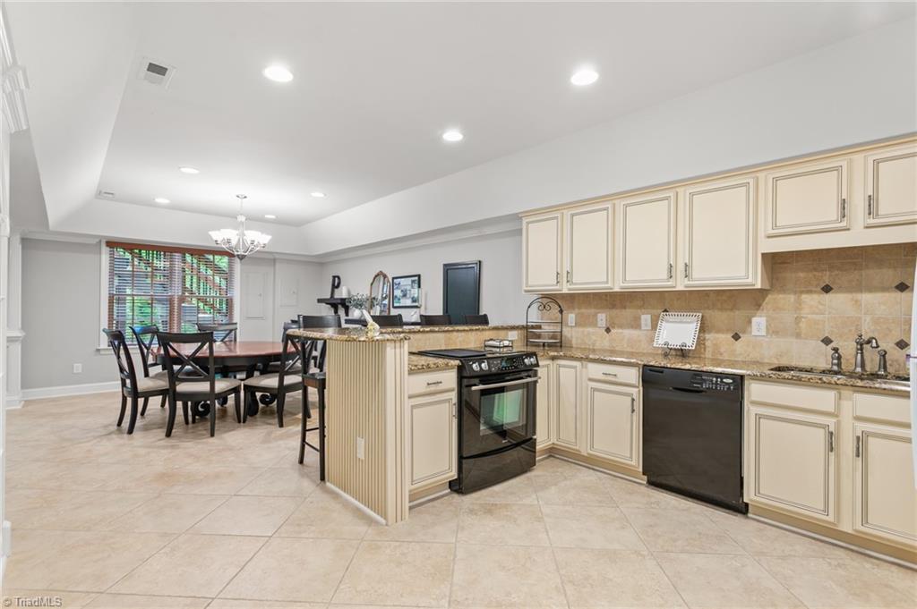 Residential in Oak Ridge 3