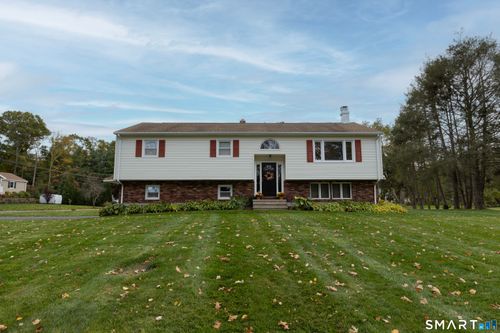 555 Roses Mill Road, Milford, CT, 06460 | Card Image