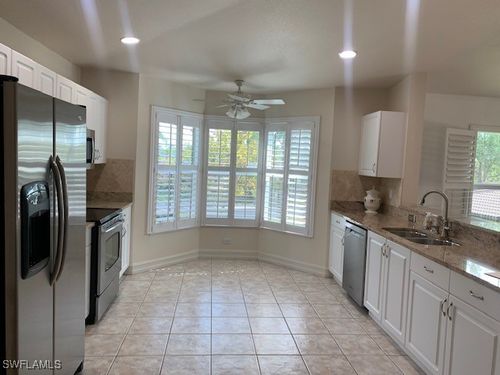 apt-302-300 Diamond Cir, NAPLES, FL, 34110-2388 | Card Image