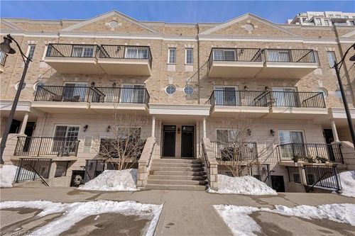 304-133 Park St, Waterloo, ON, N2L0B2 | Card Image