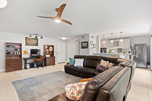 UNIT-103 - 1100 Imperial Dr, House other with 2 bedrooms, 2 bathrooms and null parking in Sarasota FL | Image 18