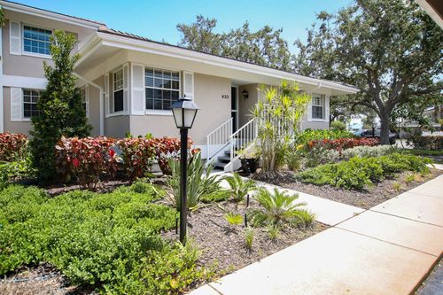 633 Estuary Dr, Bradenton, FL, 34209-7320 | Card Image