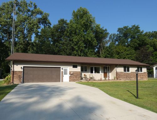 5480 Newton Ave, Coloma, MI, 49038-8651 | Card Image