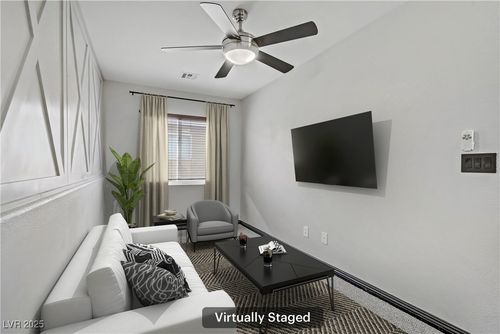 4768 Longshot Dr, Las Vegas, NV, 89122-5258 | Card Image