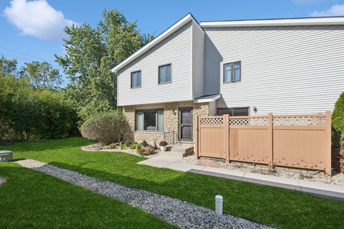 627 Northgate Rd, New Lenox, IL, 60451-3204 | Card Image