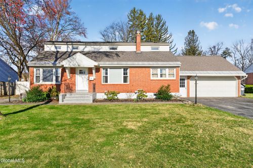 9 Mullen Dr, Rotterdam, NY, 12306-3515 | Card Image
