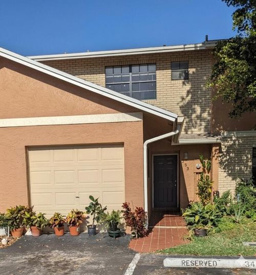 353 Nw 103rd Ter, Pembroke Pines, FL, 33026-3936 | Card Image