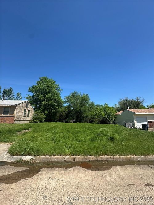 3 W 50th Pl N, Tulsa, OK, 74126-3134 | Card Image