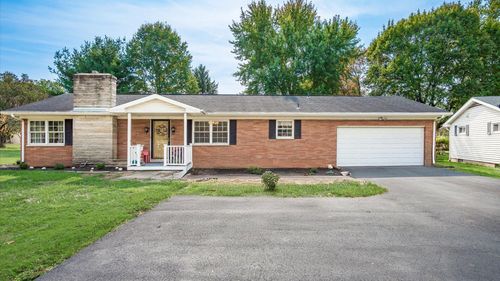 1050 Lake View Drive, Zanesville, OH, 43701 | Card Image