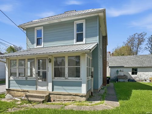 300 Oak St, Huntington, IN, 46750-2613 | Card Image