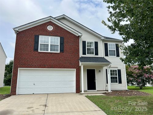 4424 Staffordshire Ln, Charlotte, NC, 28213-4238 | Card Image