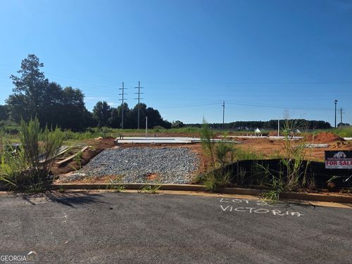 2-27 Harper Ln, Winder, GA, 30680-7368 | Card Image