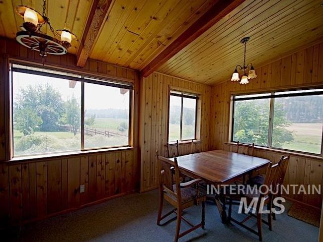 2671 W Fork Rd, House other with 4 bedrooms, 2 bathrooms and 4 parking in Fruitvale ID | Image 18