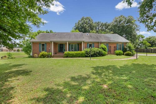 43 Hastings Way, Covington, TN, 38019-9662 | Card Image