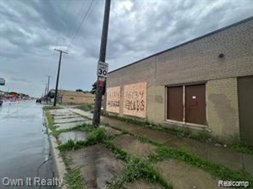 16134 E Warren Ave, Detroit, MI, 48224-3202 | Card Image