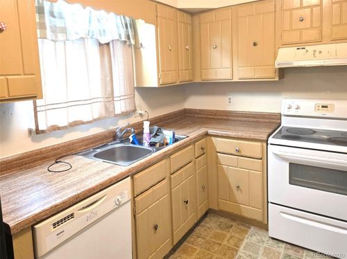 55-49 Douglas Ln, Pueblo, CO, 81001-1328 | Card Image