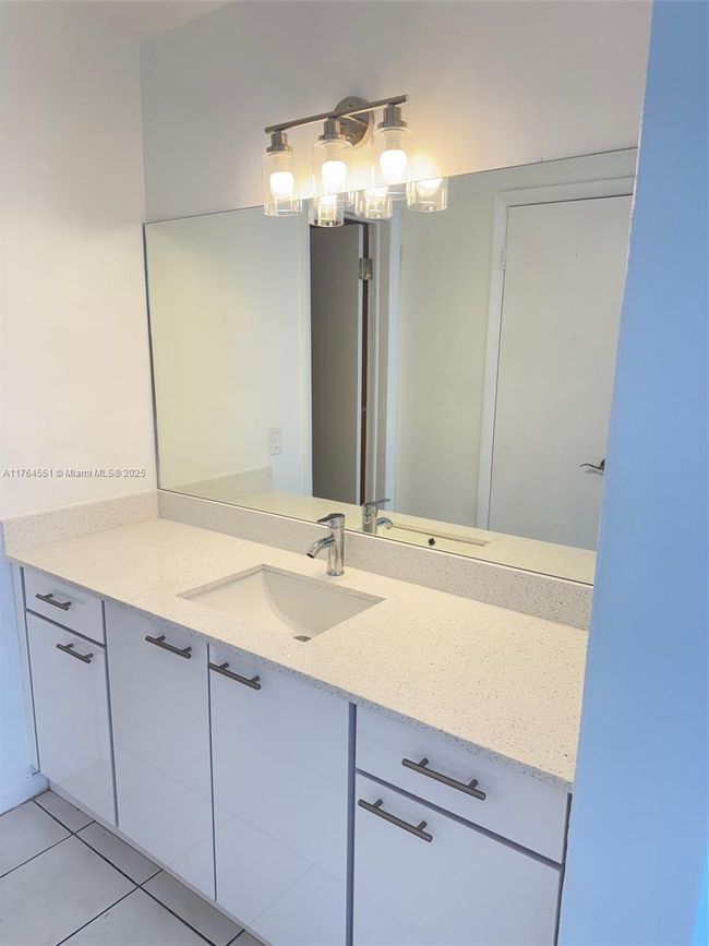 APT-407 - 677 Sw 9 Th Ave, Condo with 1 bedrooms, 1 bathrooms and null parking in Miami FL | Image 9