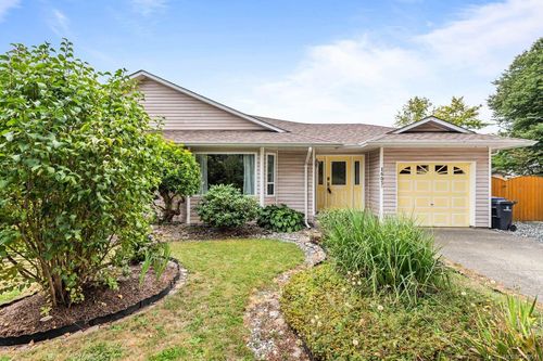 b-1603 Burgess Rd, Courtenay, BC, V9N5R8 | Card Image