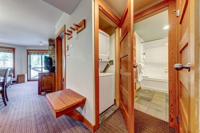 416B - 2036 London Lane, Condo with 2 bedrooms, 2 bathrooms and 1 parking in Whistler BC | Image 6