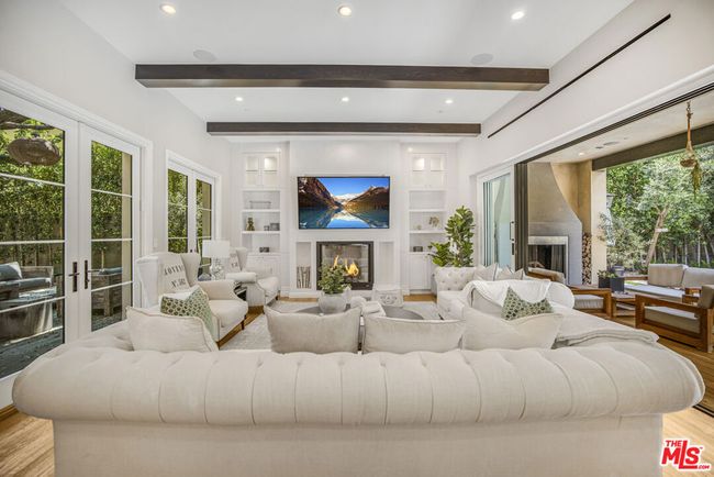 439 S Spalding Dr, House other with 6 bedrooms, 8 bathrooms and 4 parking in Beverly Hills CA | Image 9