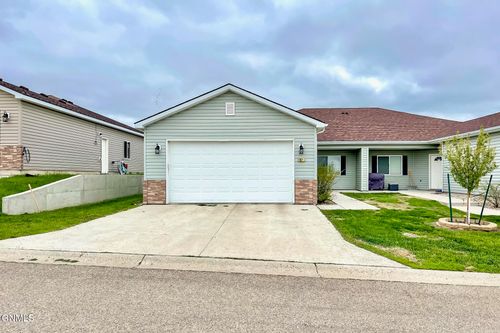 109 Hilltop Way, Stanley, ND, 58784-8505 | Card Image