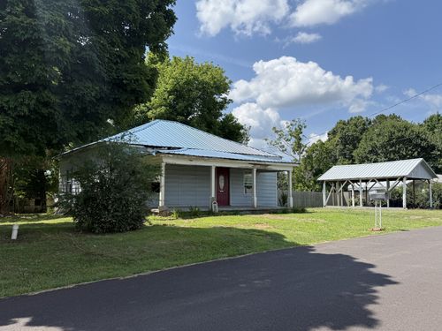 16 Saint Francis St, Englewood, TN, 37329-3030 | Card Image
