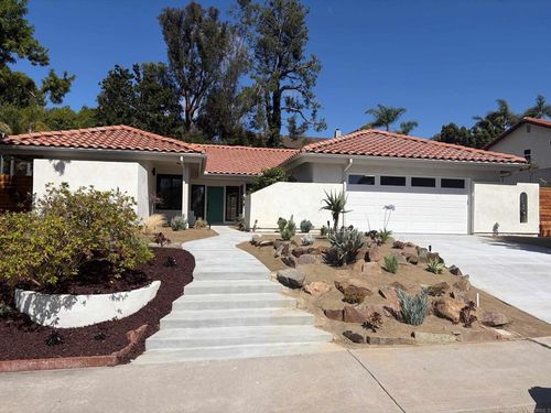 7772 Palenque St, Carlsbad, CA, 92009-8024 | Card Image