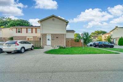 198 - 230 Clarke Rd, Condo with 3 bedrooms, 2 bathrooms and 1 parking in London ON | Image 2