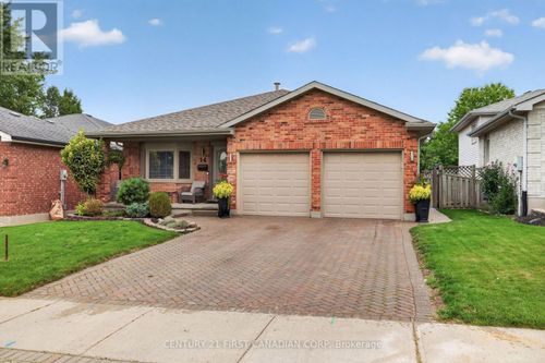 14 Kristina Cres, London, ON, N6E3V3 | Card Image