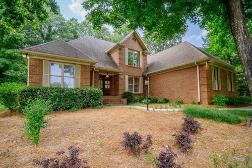 1705 Wellington Nw, DALTON, GA, 30720-7040 | Card Image