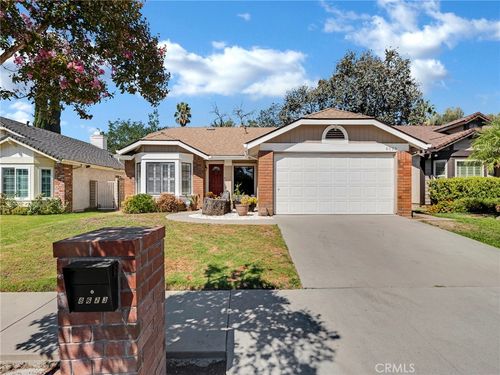 8623 Lurline Ave, Winnetka, CA, 91306-1224 | Card Image