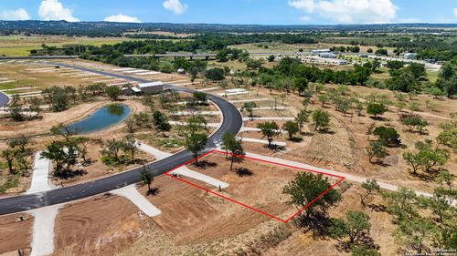 5112 W Us Highway 290, Fredericksburg, TX, 78624-4277 | Card Image